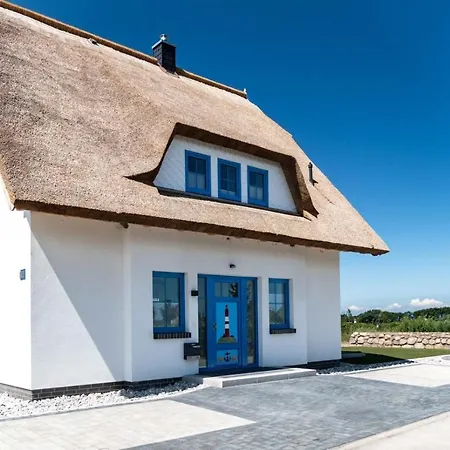 Reetdachhaus Ankerplatz Mit Sauna Und Kamin * Dranske