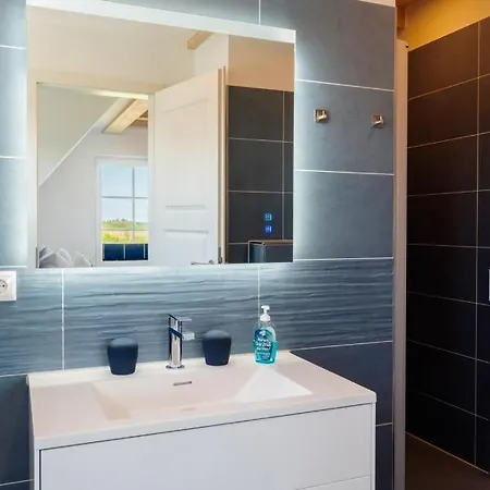 Reetdachhaus Ankerplatz Mit Sauna Und Kamin Tatil Evi Dranske